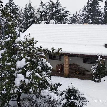 Farmhouse In The Mount Parnassos * Polydrossos
